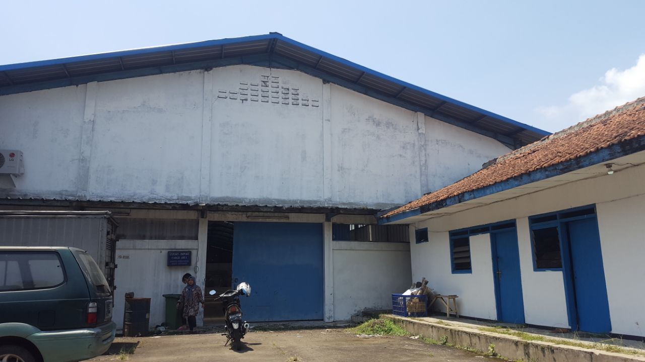 pabrik di Daerah Cisirung, Moch Toha, Dayeuhkolot dekat Tol Moch Toha cocok untuk pabrik/gudang garmen