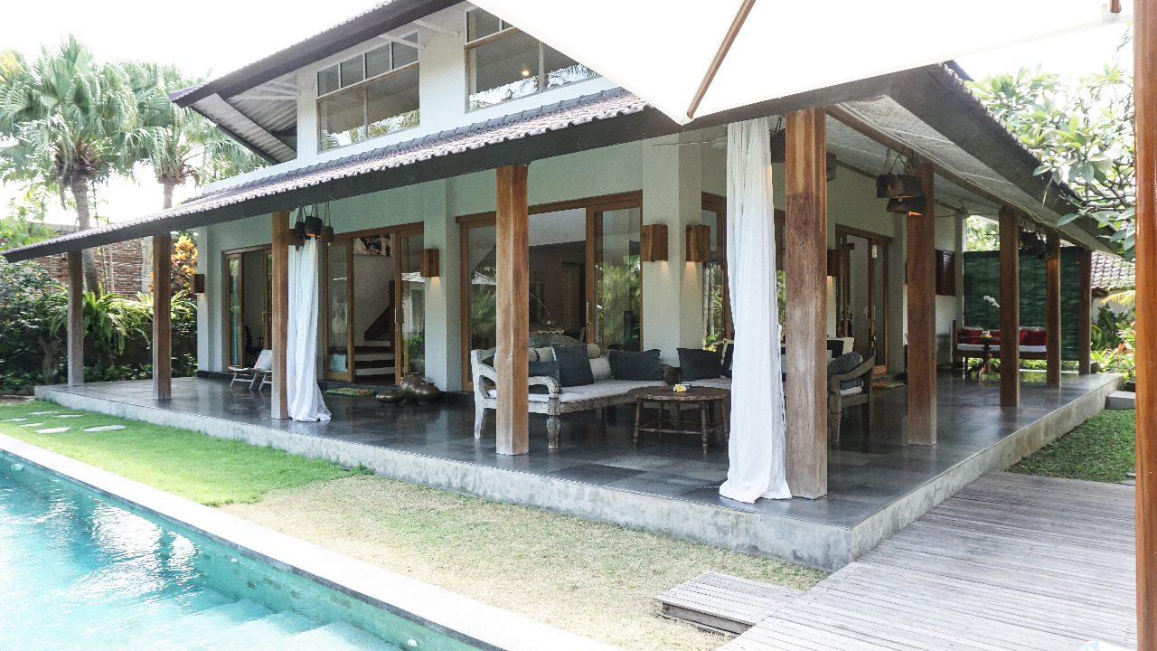 Dijual Villa di Bali Area Desa Tibuneneng