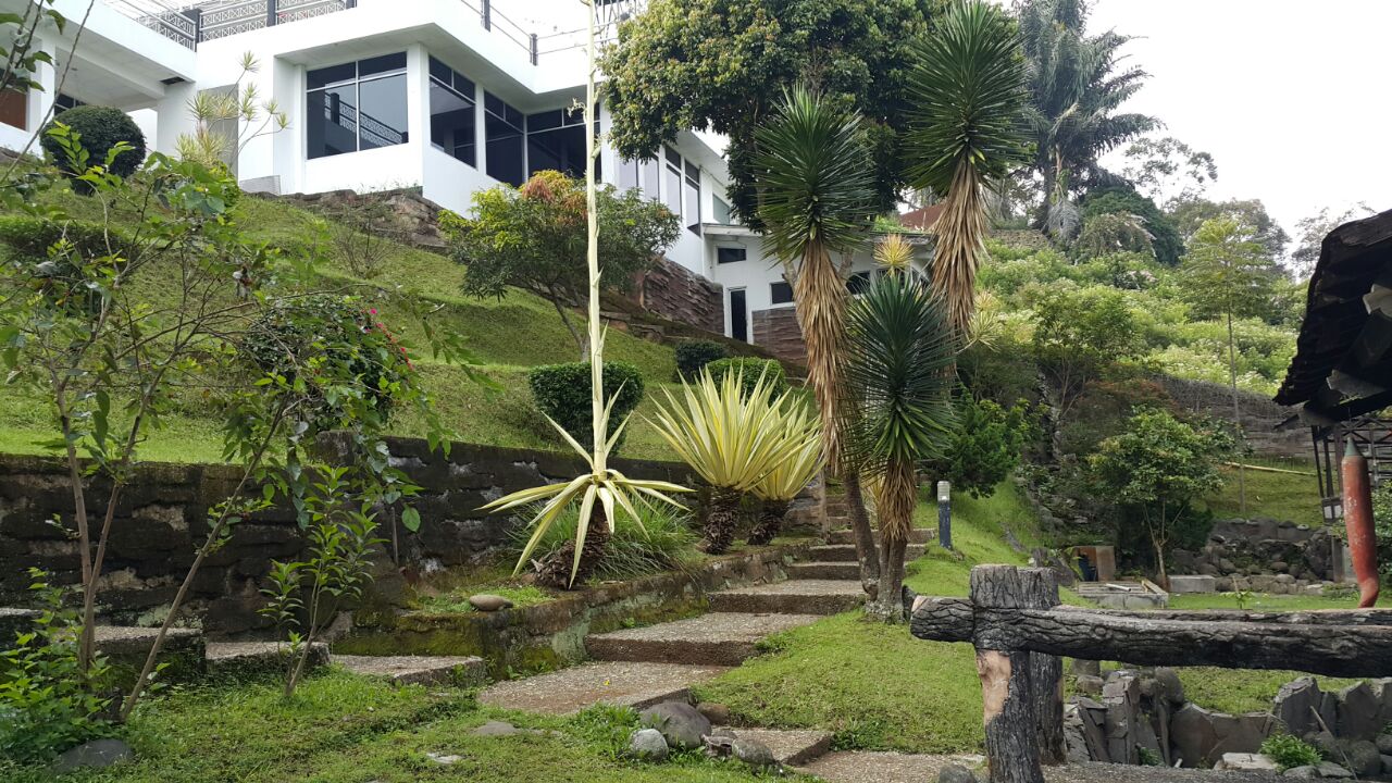 Villa luas daerah Pagerwangi Lembang