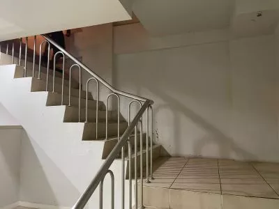 Hero Slide