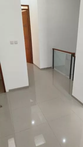 Hero Slide