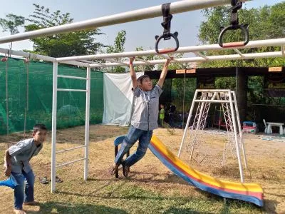 Hero Slide