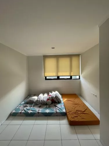 Hero Slide