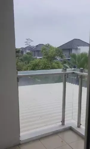 Hero Slide