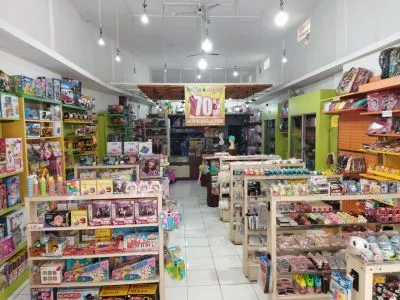 Disewakan toko letak sebrang Yogya dept store di kota Banjar Ciamis