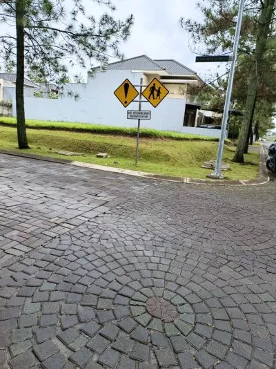 Hero Slide