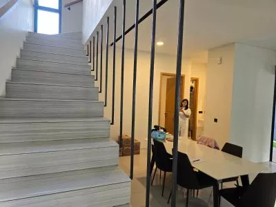 Hero Slide