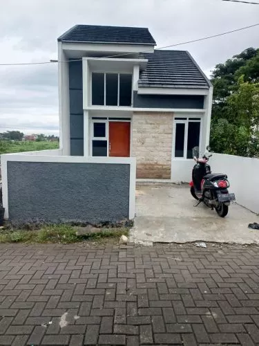 Hero Slide