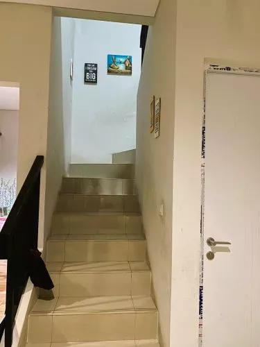 Hero Slide