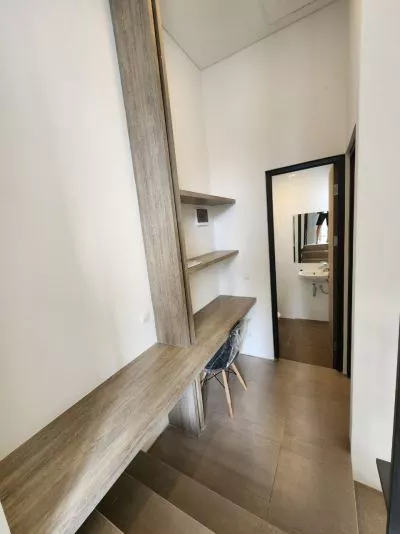 Hero Slide