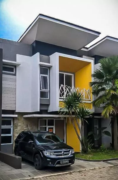 Hero Slide