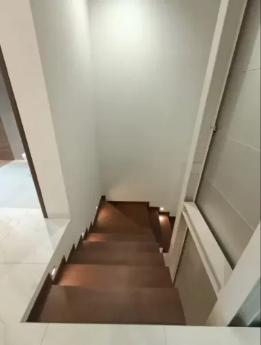 Hero Slide