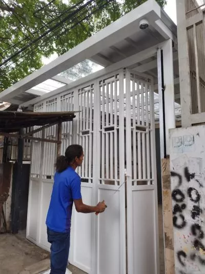 Hero Slide