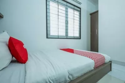 Hero Slide