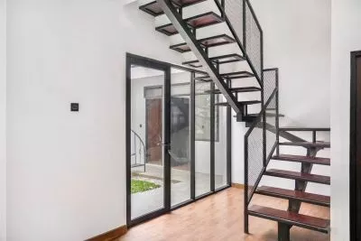 Hero Slide