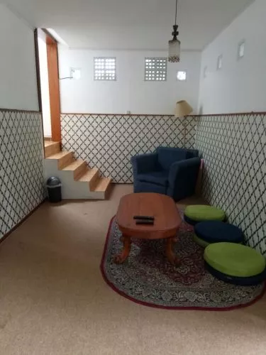 Hero Slide