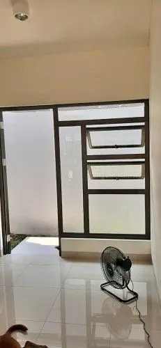 Hero Slide