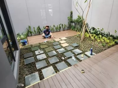 Hero Slide
