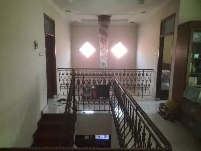 Hero Slide