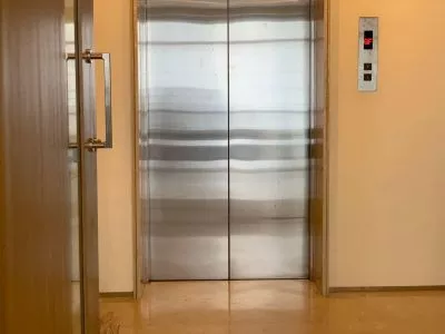 Hero Slide