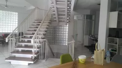 Hero Slide