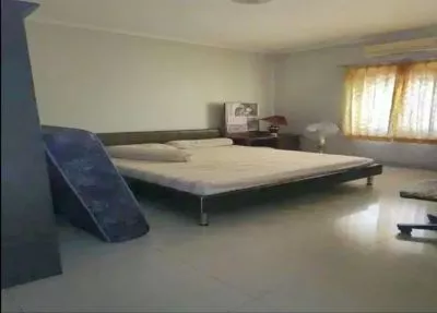 Hero Slide