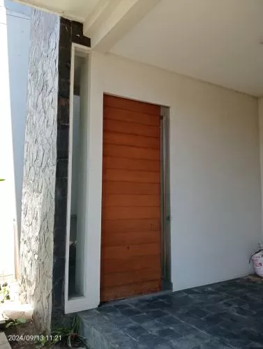 Hero Slide