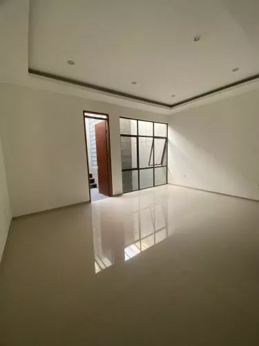 Hero Slide