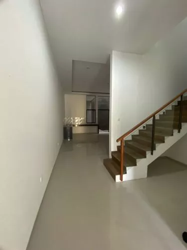 Hero Slide