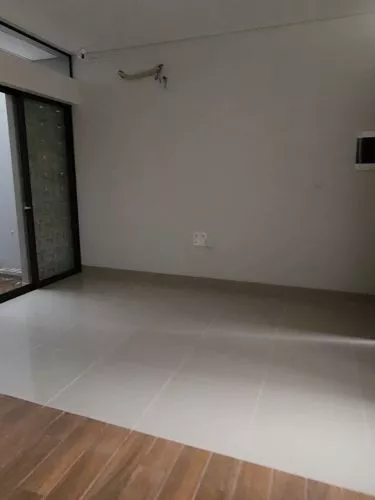 Hero Slide