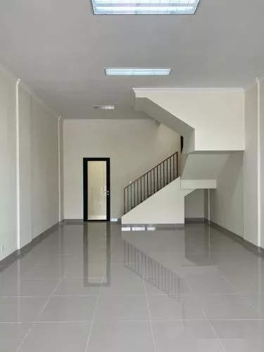 Hero Slide