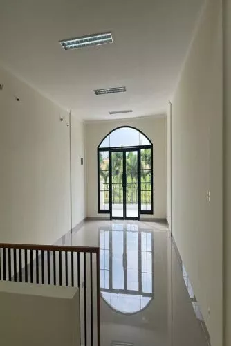 Hero Slide