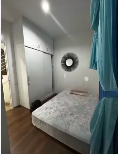 Hero Slide