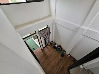Hero Slide