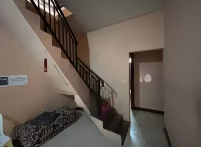 Hero Slide