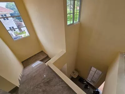 Hero Slide
