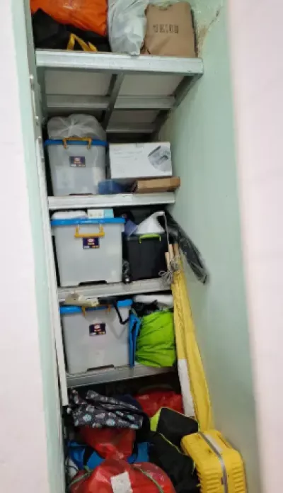 Hero Slide