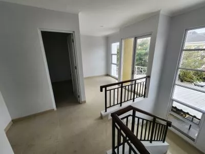 Hero Slide