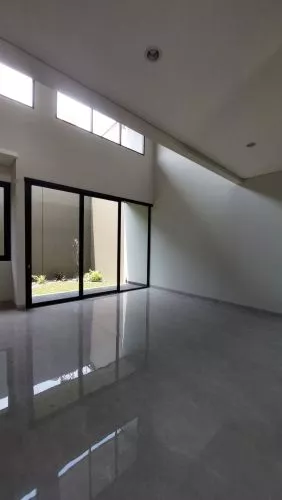 Hero Slide