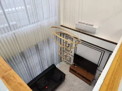 Hero Slide