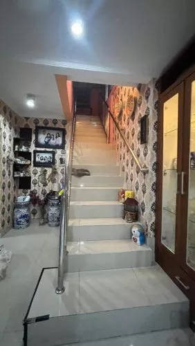Hero Slide