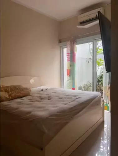 Hero Slide