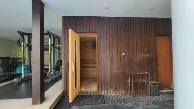 Hero Slide
