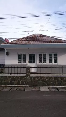 Hero Slide