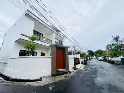 Hero Slide