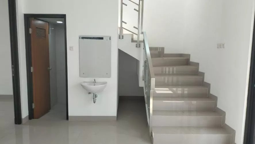 Hero Slide