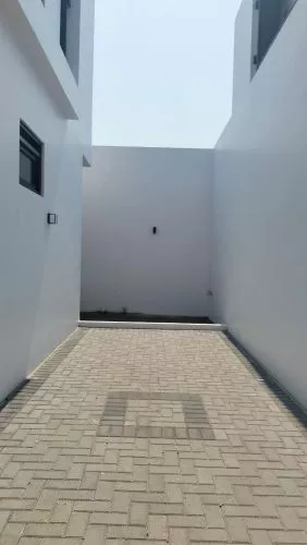 Hero Slide