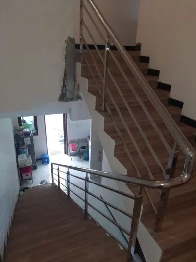 Hero Slide