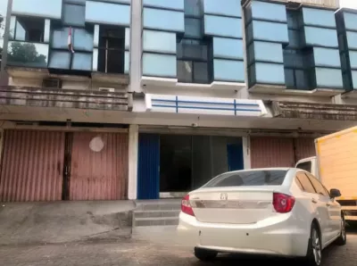 Hero Slide