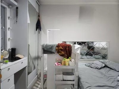Hero Slide